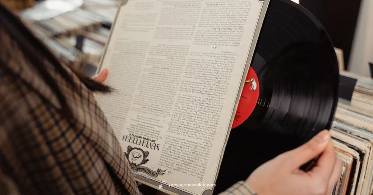 Vinyl Siding Care - Pressure Wash Lab