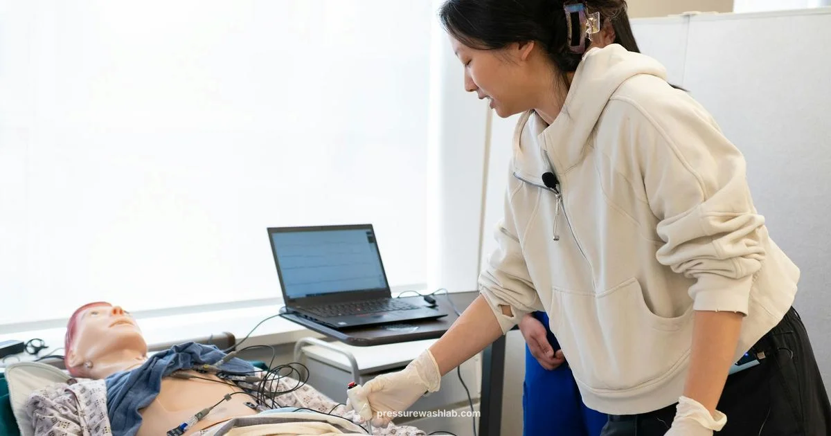 Simulator Training Simulator Training - Pressure Wash Lab