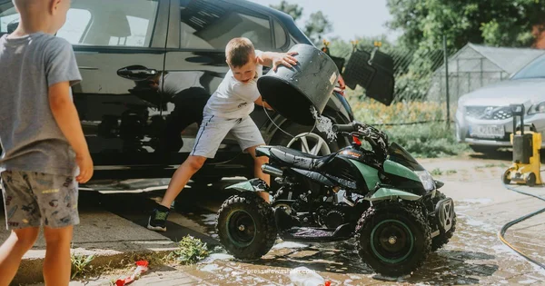 Powerful Car Wash - Pressure Wash Lab