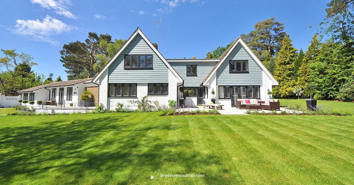 House Washing Guide - Pressure Wash Lab